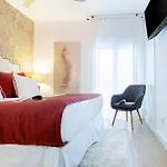 Genteel Hinojo * Cordova